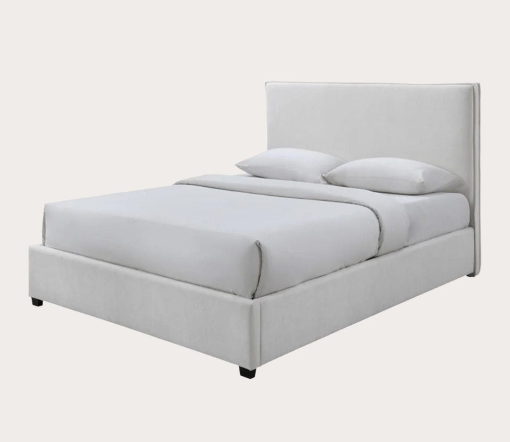 Kemper Flange Bed by Bassett Mirror