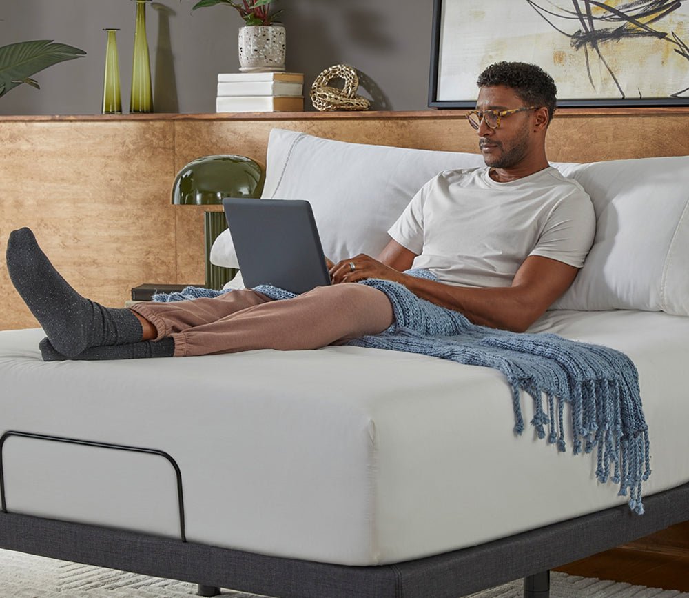 Serta Baselogic Platinum Adjustable Base by Serta