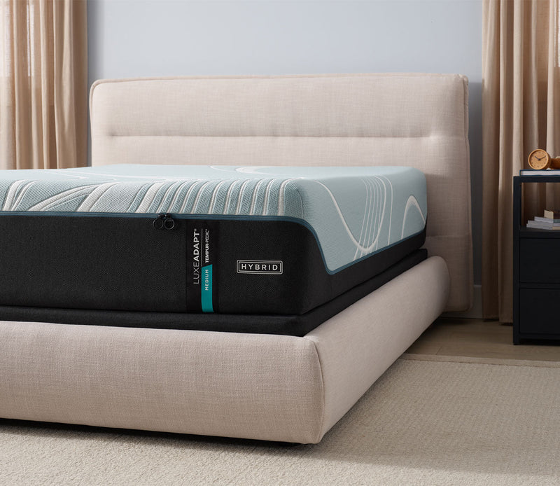 TEMPUR-LuxeAdapt 2.0 Medium Hybrid Mattress - Image 3