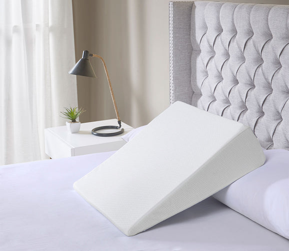 Avana Wavy Memory Foam Contoured Bed Wedge Acid Reflux Pillow
