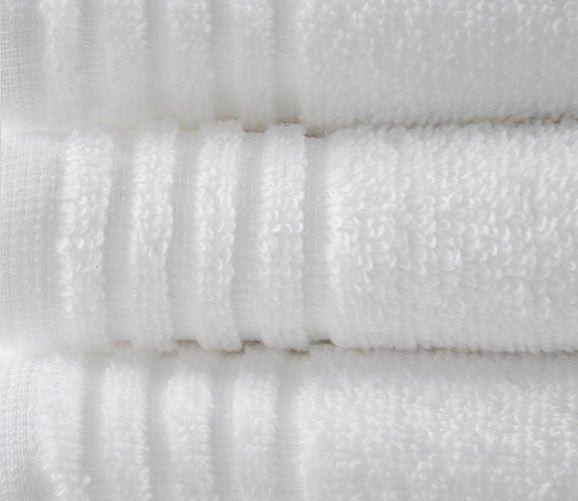 https://www.citymattress.com/cdn/shop/products/big-bundle-12pc-bath-towel-set-by-510-design-862631.jpg?v=1665575089&width=578