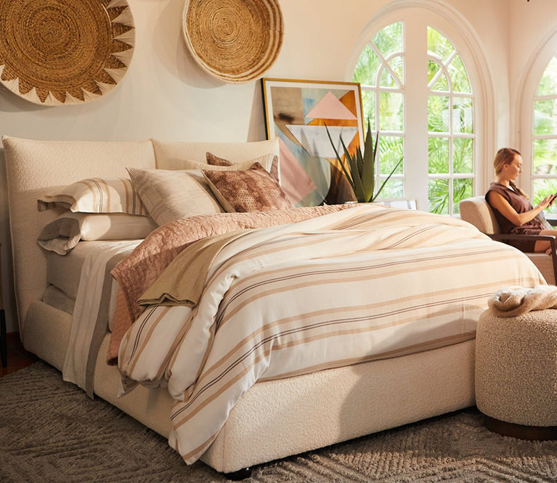 Cumulus Sherpa Fabric Upholstered Bed - Image 6