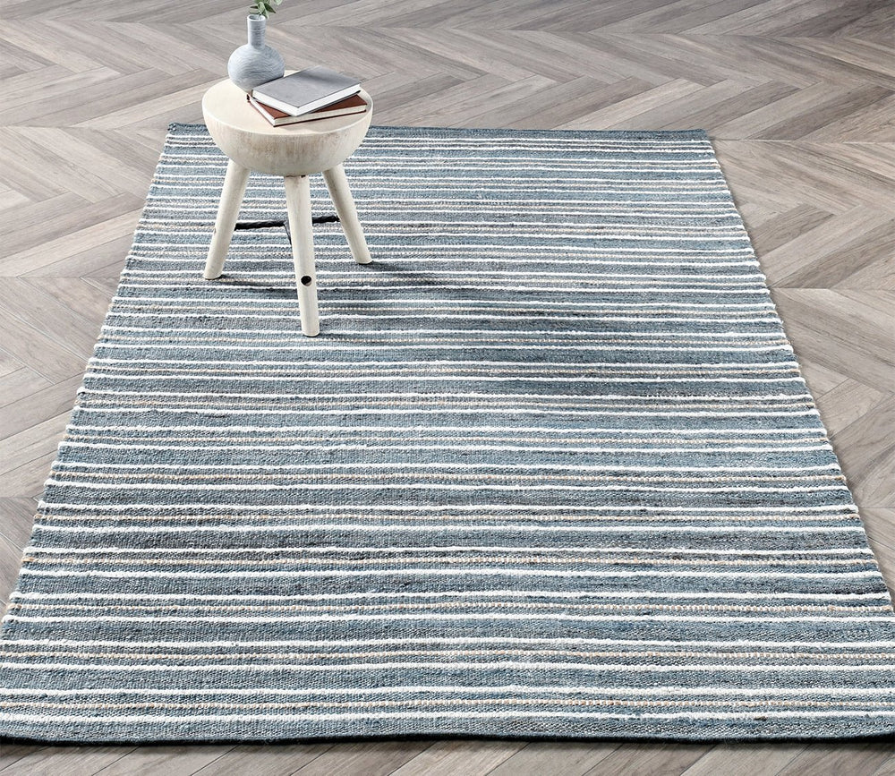 Del Mar Aqua Area Rug by Villa by Classic Home