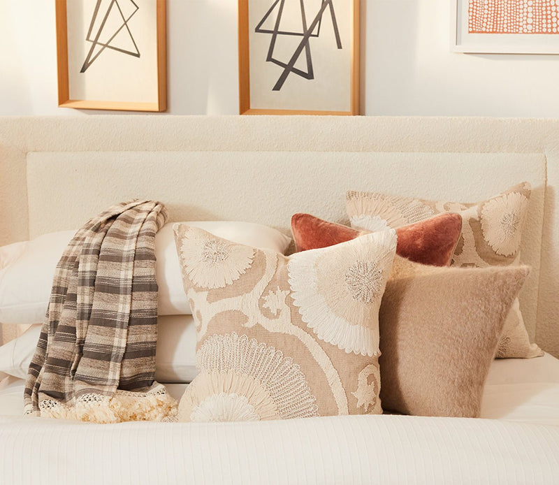 CM Home Dover Boucle Upholstered Bed - Image 15