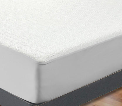 DreamChill Mattress Protector by DreamFit