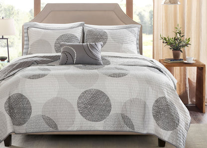 Knowles Reversible Geometric Print Coverlet and Cotton Sheet Set by Madison Park Essentials