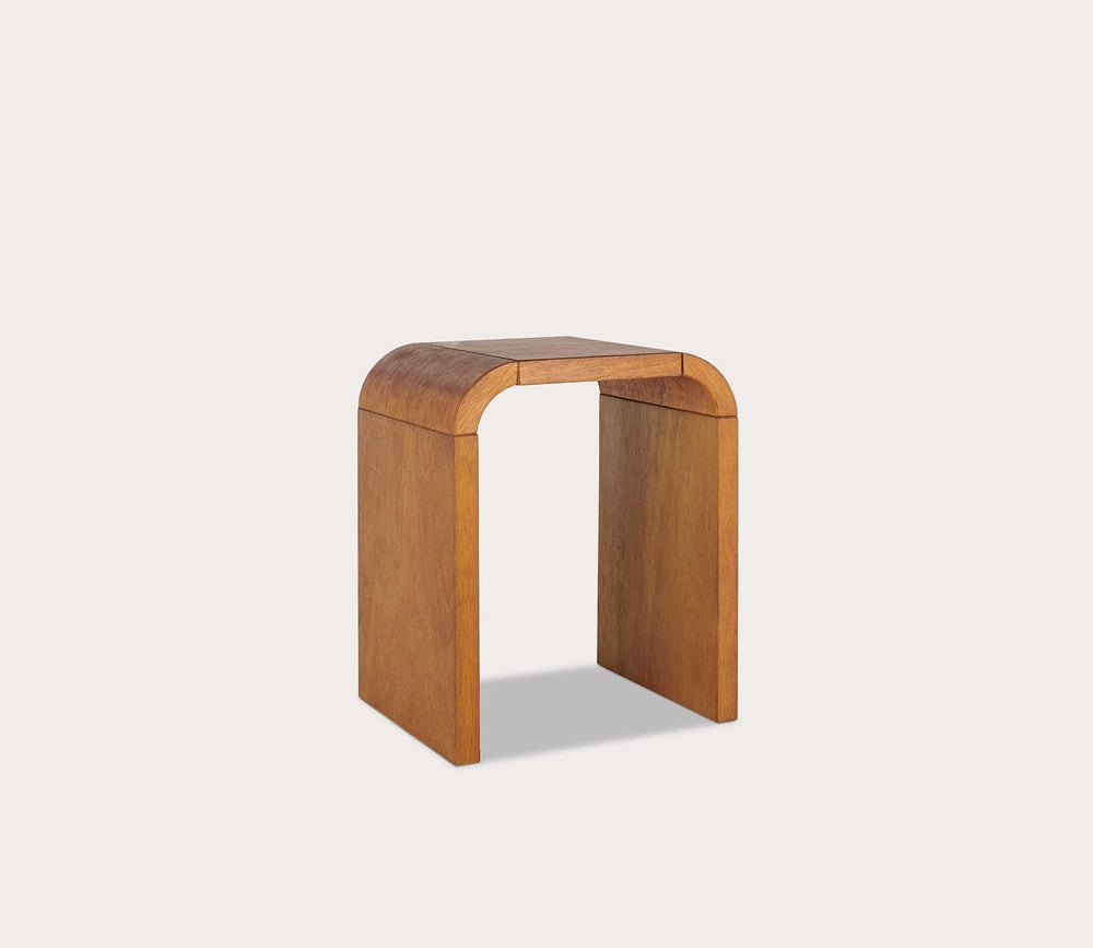 Liasonya Curved Accent Table by Safavieh
