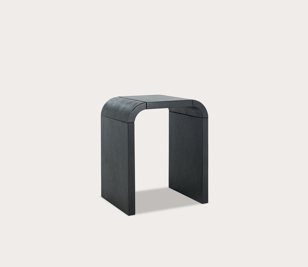 Liasonya Curved Accent Table by Safavieh