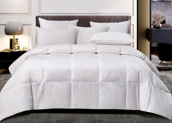 Light Warmth White Goose Feather and Down Fiber Comforter by Scott Living