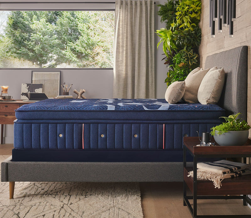 Stearns & Foster Lux Estate Plush Euro Pillow Top Mattress - Image 3