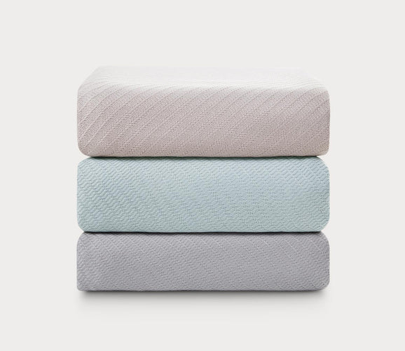 Luxurious Thermal Cotton Blanket by Hotel Grand