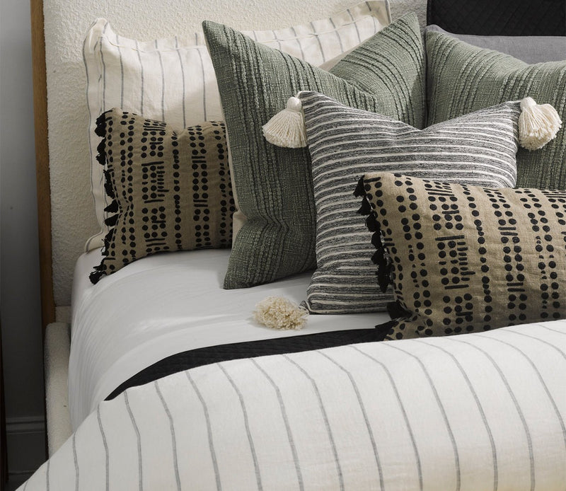 Villa by Classic Home Monaco Ivory Linen 3-Piece Duvet Cover Set - Image 6