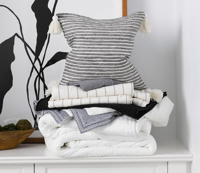 Villa by Classic Home Monaco Ivory Linen 3-Piece Duvet Cover Set - Image 12