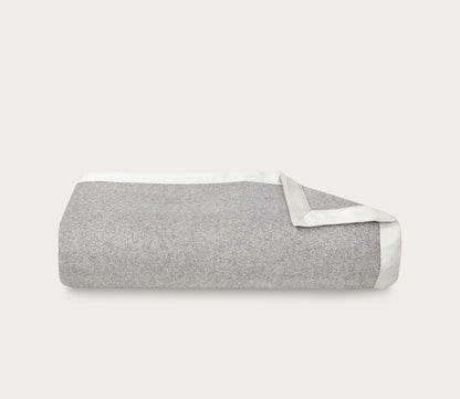 Nymphe Cashmere Blanket by Yves Delorme