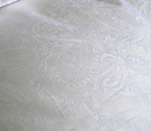 Paisley White Goose Down Heavy Comforter by Yves Delorme