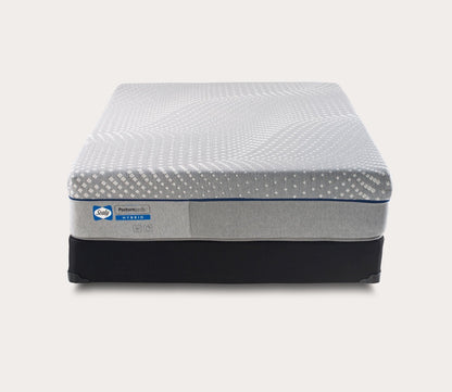 Posturepedic® Elsanta Hybrid Soft Mattress - FLOOR SAMPLE by Sealy