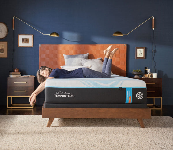 Tempur-LUXEbreeze 2.0 Firm Mattress - FLOOR SAMPLE by Tempur-Pedic