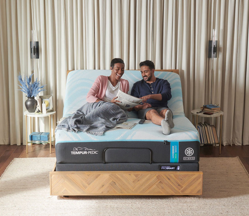 Tempur-LUXEbreeze 2.0 Medium Hybrid Mattress - Image 2