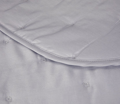 Triomphe Organic Cotton Sateen Counterpane Bedspread by Yves Delorme