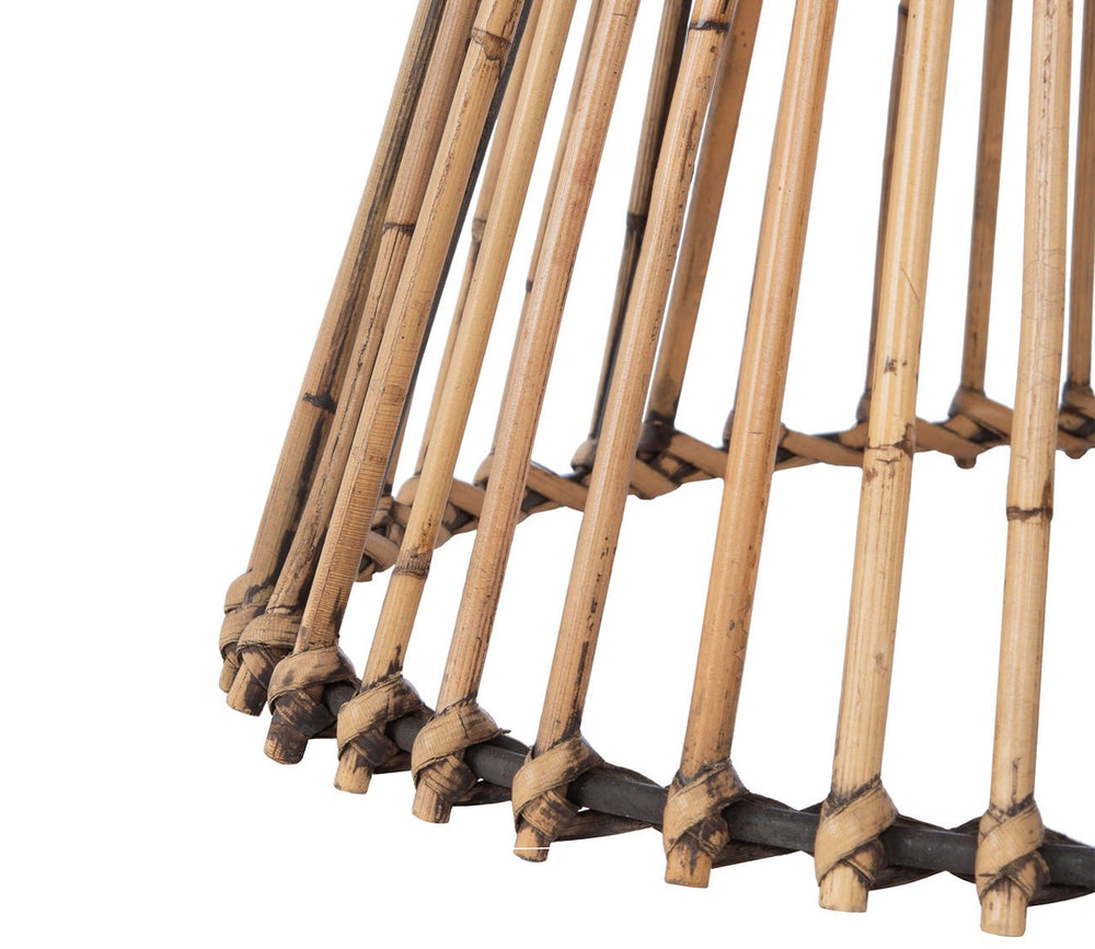 Whent Round Accent Table by Safavieh